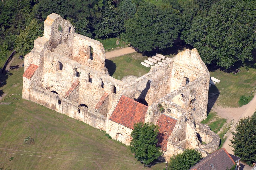 Luftaufnahme Walbeck - wurde die Stiftskirche in der zentralen Denkmalsliste aufgeführt und unter staatlichen Schutz gestellt