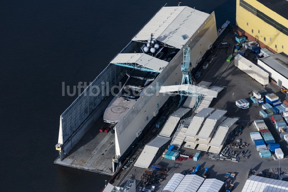 Luftbild Bremen - Yacht Opus in der Lürssen Werft in Bremen, Deutschland