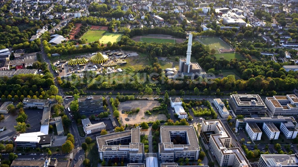 Luftaufnahme Bonn - Zelt- Kuppeln des Zirkus Flic Flac in Bonn im Bundesland Nordrhein-Westfalen, Deutschland