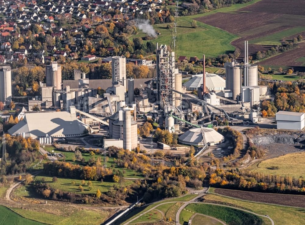 Luftbild Dotternhausen - Zementproduktion am Plettenberg in Dotternhausen im Bundesland Baden-Württemberg, Deutschland