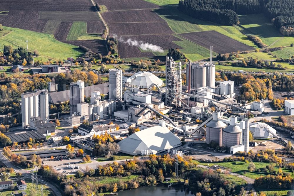 Dotternhausen von oben - Zementproduktion am Plettenberg in Dotternhausen im Bundesland Baden-Württemberg, Deutschland
