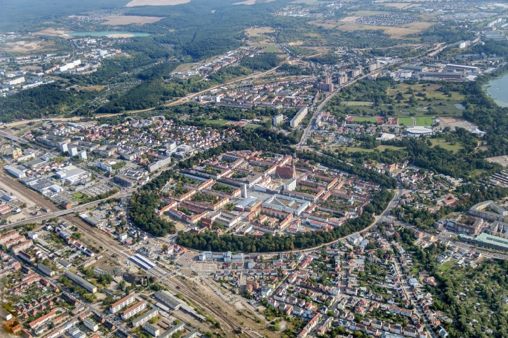Neubrandenburg von oben - Zentrum der Altstadt von Neubrandenburg im Bundesland Mecklenburg-Vorpommern