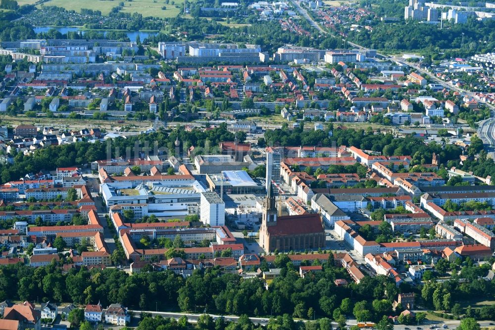 Neubrandenburg von oben - Zentrum der Altstadt von Neubrandenburg im Bundesland Mecklenburg-Vorpommern