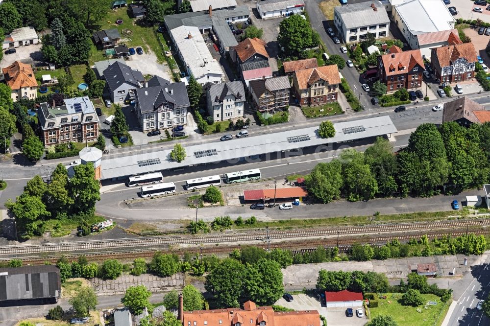 Luftaufnahme Hildburghausen - ZOB Omnibus- Bahnhof der Verkehrsbetriebe in Hildburghausen im Bundesland Thüringen, Deutschland