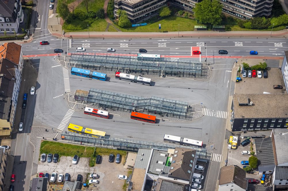 Luftaufnahme Velbert - ZOB Omnibus- Bahnhof der Verkehrsbetriebe in Velbert im Bundesland Nordrhein-Westfalen, Deutschland