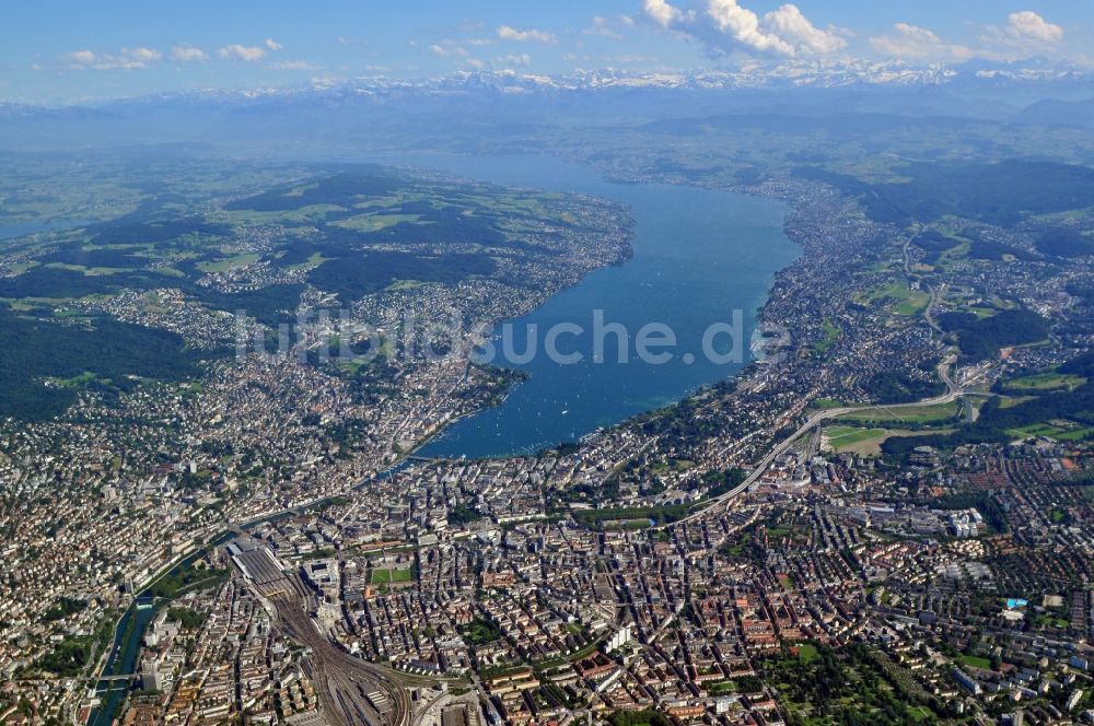 Luftbild Zürich - Zürich am Zürichsee in der Schweiz