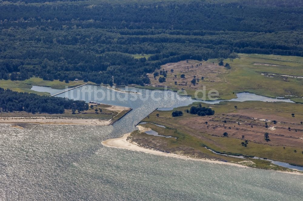 Luftbild Born am Darß - Zufahrt zum Nothafen Darsser Ort in Born am Darß im Bundesland Mecklenburg-Vorpommern