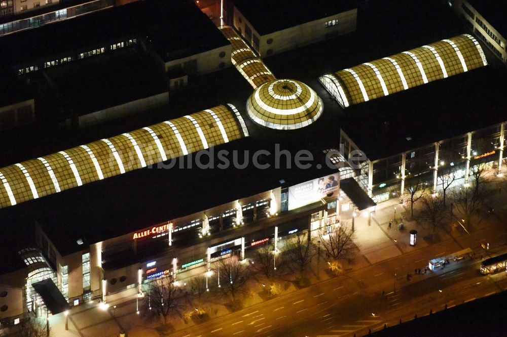 Nachtluftbild Magdeburg - Nachtluftbild Allee-Center im Ortsteil Altstadt in Magdeburg im Bundesland Sachsen-Anhalt