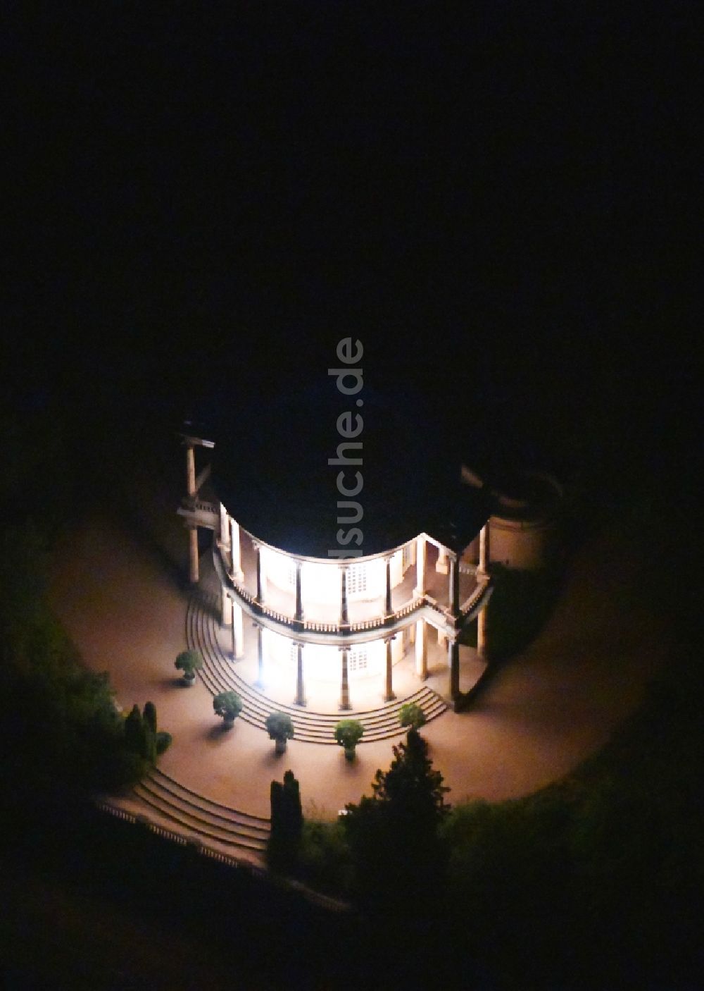 Potsdam bei Nacht von oben - Nachtluftbild anläßlich der Potsdamer Schlösser Nacht 2019 vom Belvedere auf dem Klausberg in Potsdam im Bundesland Brandenburg, Deutschland