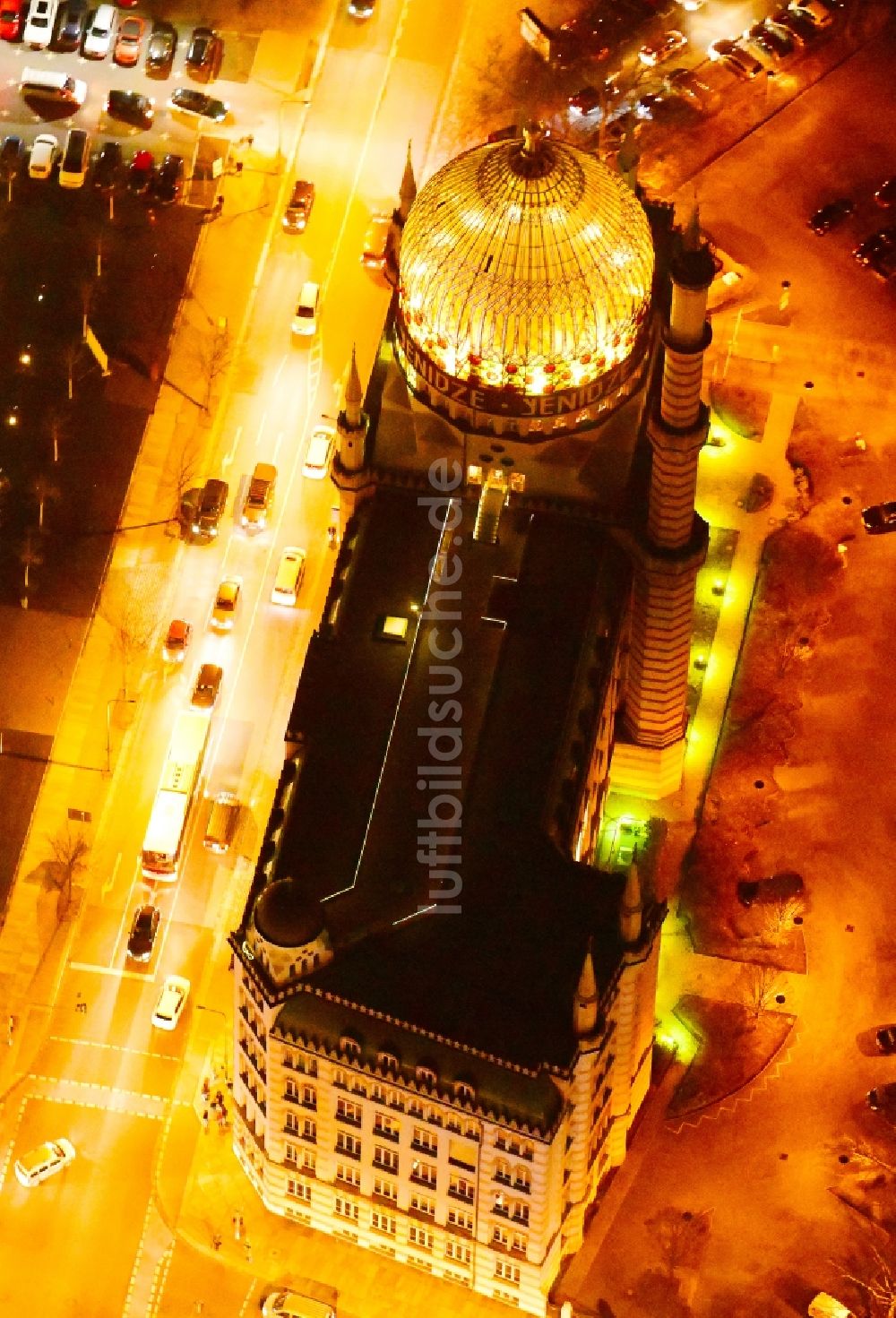 Nacht-Luftaufnahme Dresden - Nachtluftbild Bürogebäude des Geschäftshauses Yenidze an der Weißeritzstrasse im Ortsteil Altstadt in Dresden im Bundesland Sachsen, Deutschland