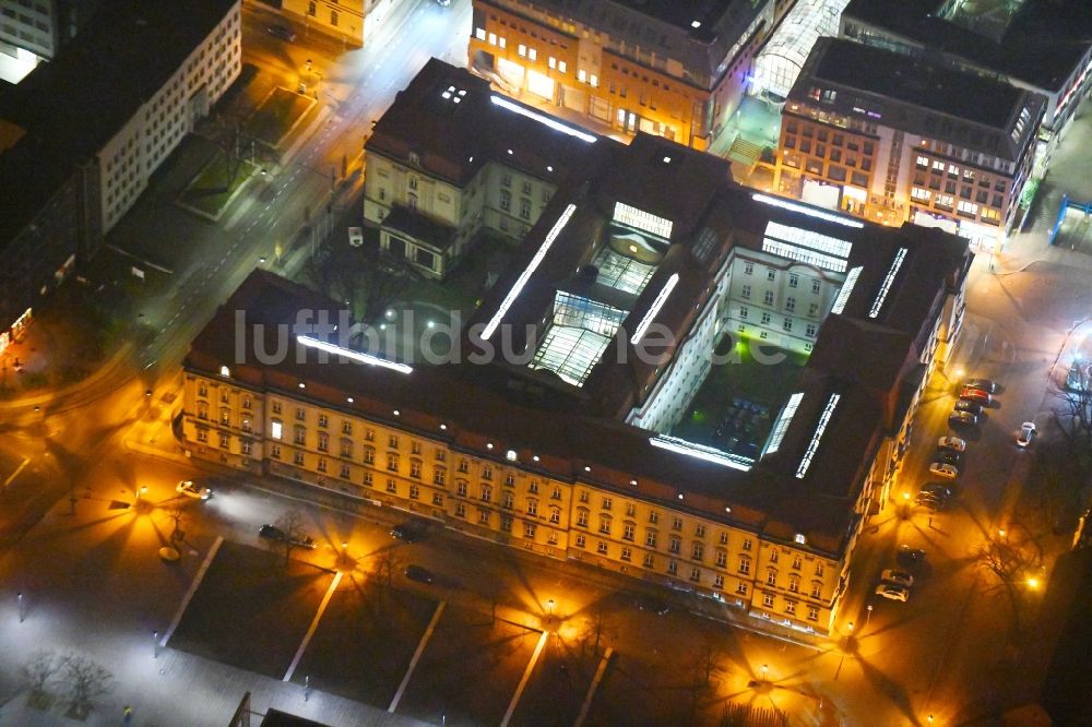 Nacht-Luftaufnahme Frankfurt (Oder) - Nachtluftbild Campus- Universitäts- Bereich Europa-Universität Viadrina - Zentrale in Frankfurt (Oder) im Bundesland Brandenburg, Deutschland