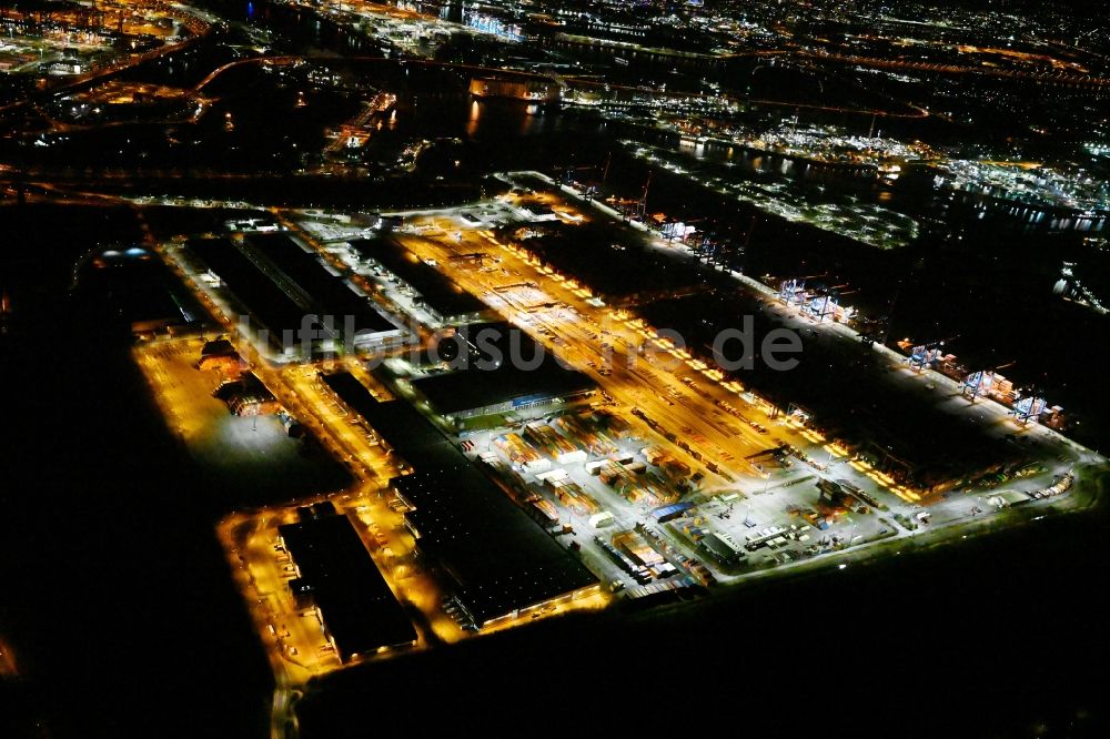 Nacht-Luftaufnahme Hamburg - Nachtluftbild Containerterminal HHLA Container Terminal Altenwerder (CTA) am Ufer der Elbe im Stadtteil Altenwerder in Hamburg
