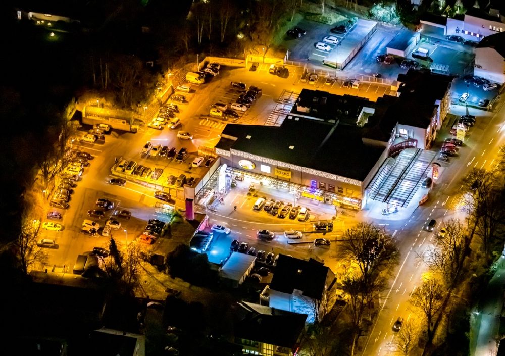 Nacht-Luftaufnahme Unna - Nachtluftbild Einkaufs- Zentrum am Ostring in Unna im Bundesland Nordrhein-Westfalen, Deutschland
