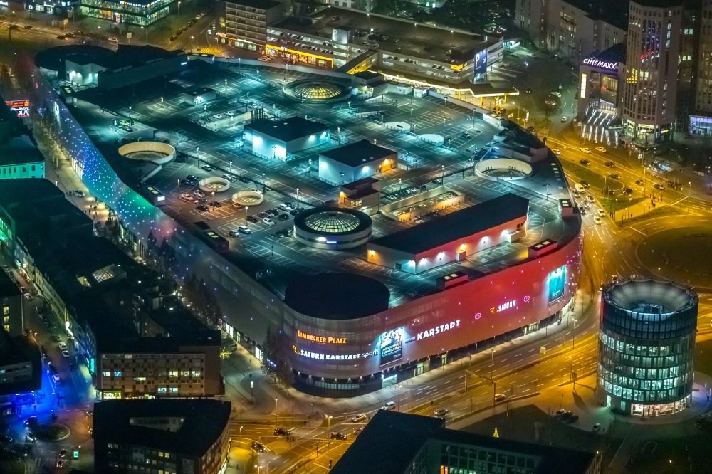 Nacht-Luftaufnahme Essen - Nachtluftbild Einkaufszentrum Limbecker Platz in Essen im Bundesland Nordrhein-Westfalen