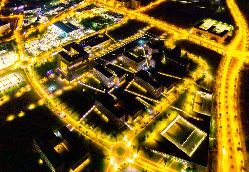 Nachtluftbild Essen - Nachtluftbild Firmengelände der und Unternehmenszentrale der thyssenkrupp AG in Essen im Bundesland Nordrhein-Westfalen, Deutschland
