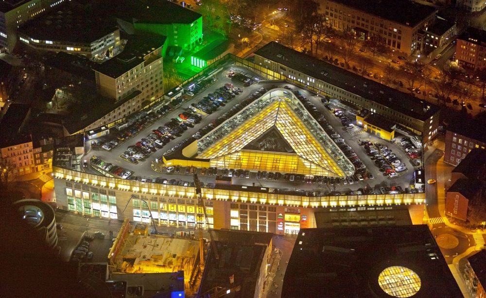 Nachtluftbild Dortmund - Nachtluftbild Gebäude des Einkaufszentrum Thier-Galerie in Dortmund im Bundesland Nordrhein-Westfalen
