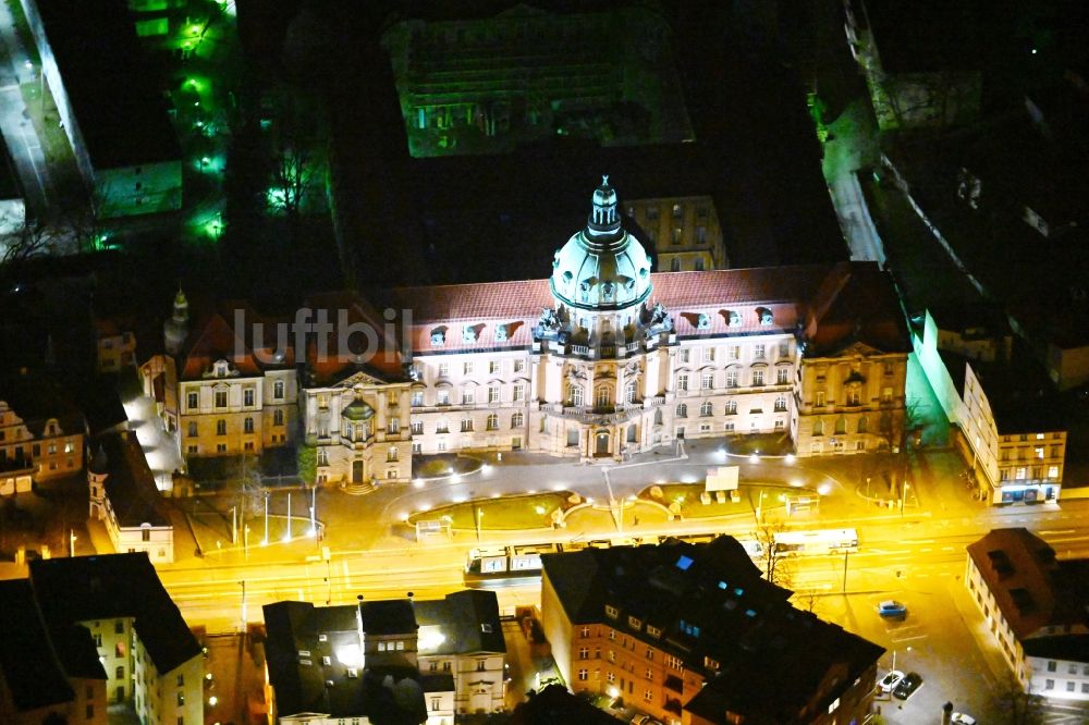 Nachtluftbild Potsdam - Nachtluftbild Gebäude der Stadtverwaltung - Rathaus in Potsdam im Bundesland Brandenburg, Deutschland