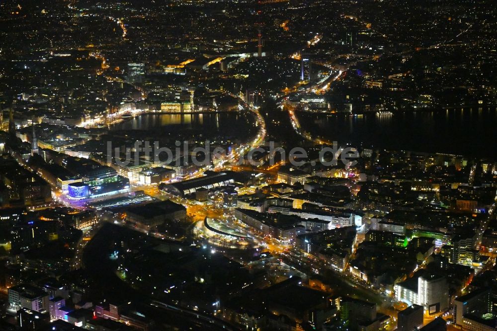 Nachtluftbild Hamburg - Nachtluftbild Innenstadtbereich im Ortsteil Sankt Georg in Hamburg, Deutschland
