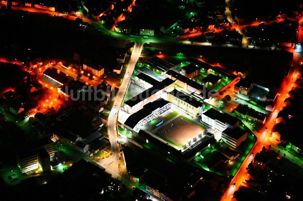Nacht-Luftaufnahme Zweibrücken - Nachtluftbild Justizvollzugsanstalt JVA in Zweibrücken im Bundesland Rheinland-Pfalz, Deutschland