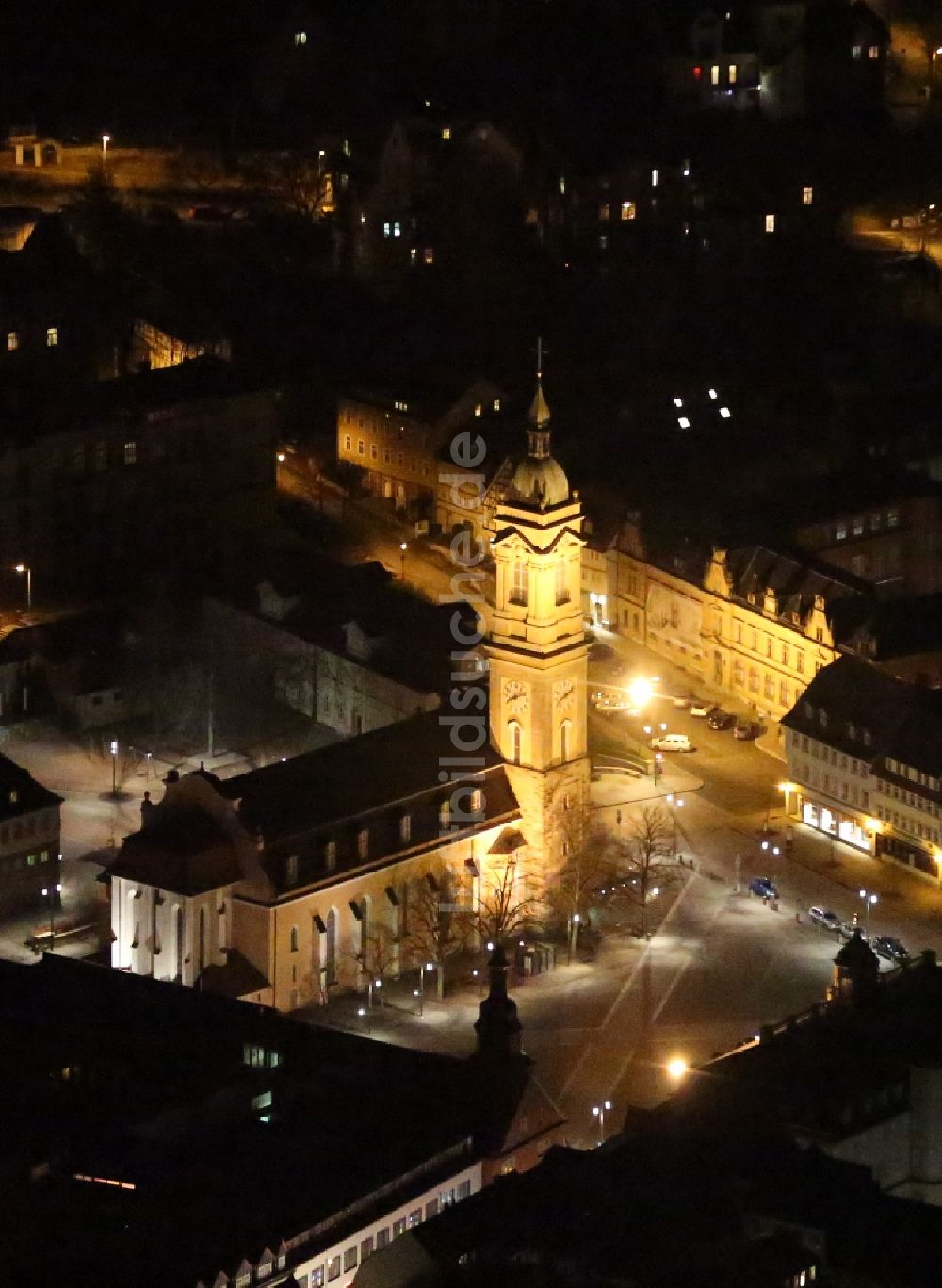 Eisenach bei Nacht aus der Vogelperspektive: Nachtluftbild Kirchengebäude der Georgenkirche in Eisenach im Bundesland Thüringen, Deutschland