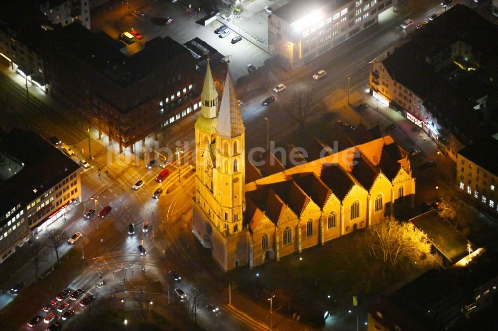 Nachtluftbild Braunschweig - Nachtluftbild Kirchengebäude der St. Katharinenkirche in Braunschweig im Bundesland Niedersachsen