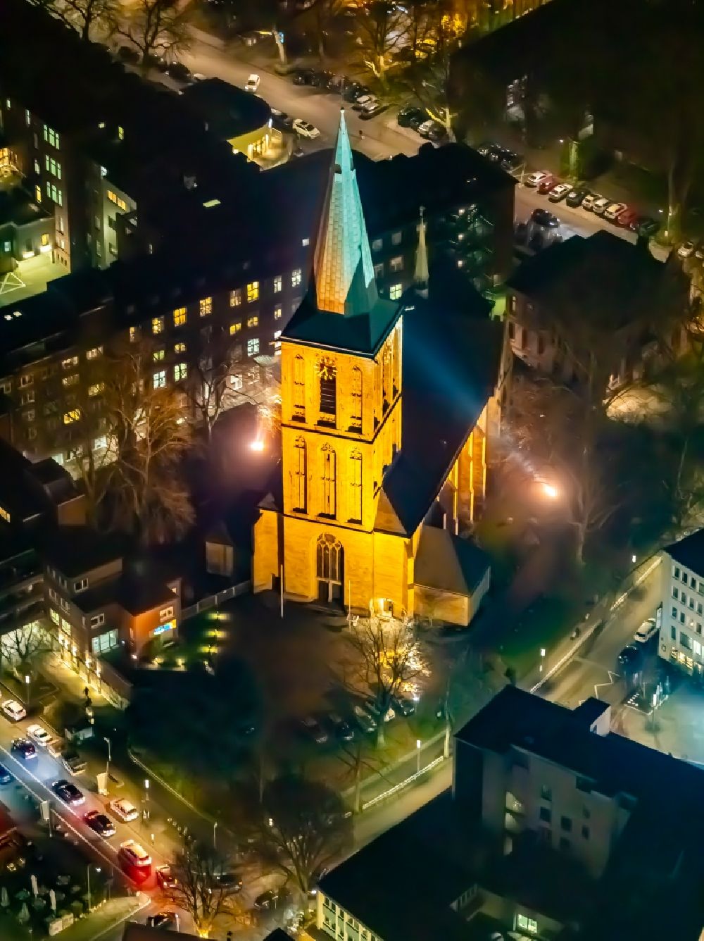 Nachtluftbild Bochum - Nachtluftbild Kirchengebäude Katholische Propsteikirche St. Peter und Paul im Ortsteil Innenstadt in Bochum im Bundesland Nordrhein-Westfalen, Deutschland