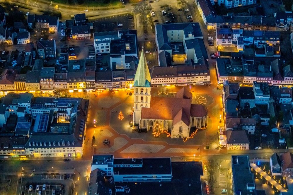Nachtluftbild Hamm - Nachtluftbild Kirchengebäude der Pauluskirche in Hamm im Bundesland Nordrhein-Westfalen, Deutschland