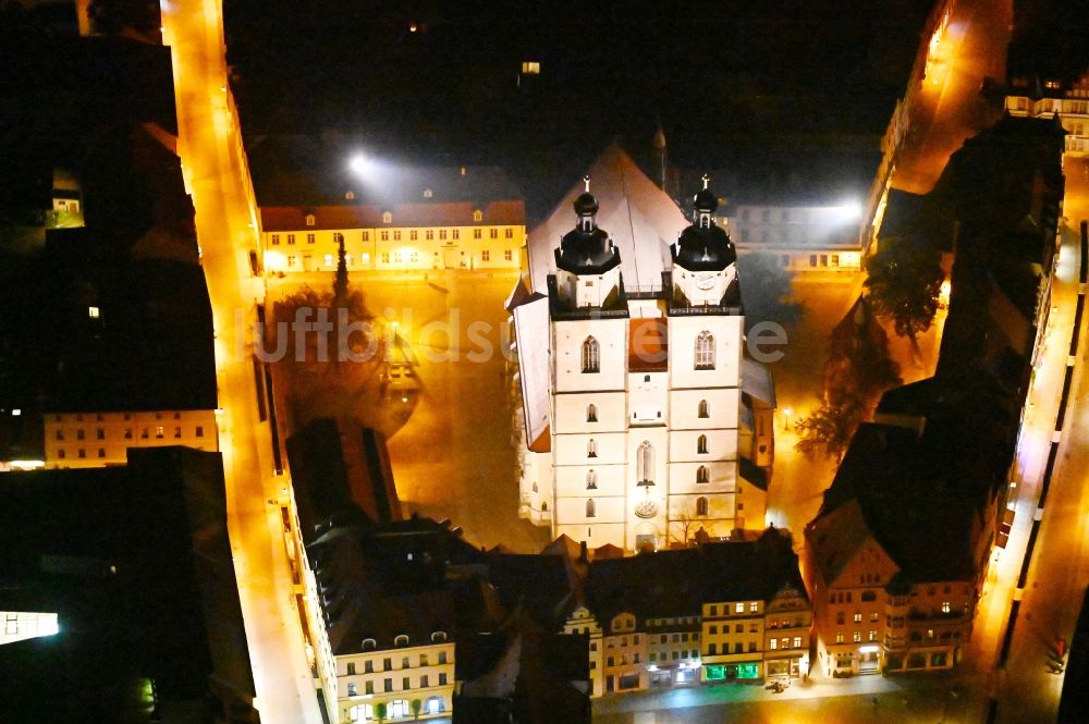 Nacht-Luftaufnahme Lutherstadt Wittenberg - Nachtluftbild Kirchengebäude der Stadtkirche Sankt Marien Fläming in Lutherstadt Wittenberg im Bundesland Sachsen-Anhalt