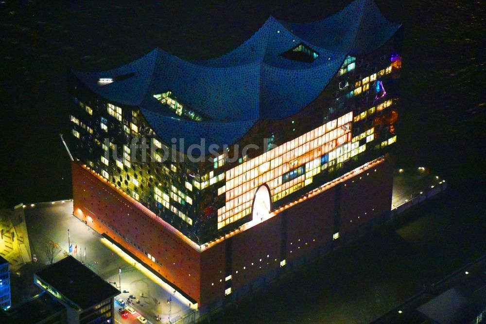 Nachtluftbild Hamburg - Nachtluftbild Konzerthaus Elbphilharmonie in Hamburg