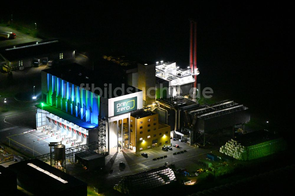 Nacht-Luftaufnahme Lützen - Nachtluftbild Kraftwerksanlagen des Heizkraftwerkes der Müllverbrennungsanlage Prezero Energy Zorbau in Zorbau im Bundesland Sachsen-Anhalt, Deutschland