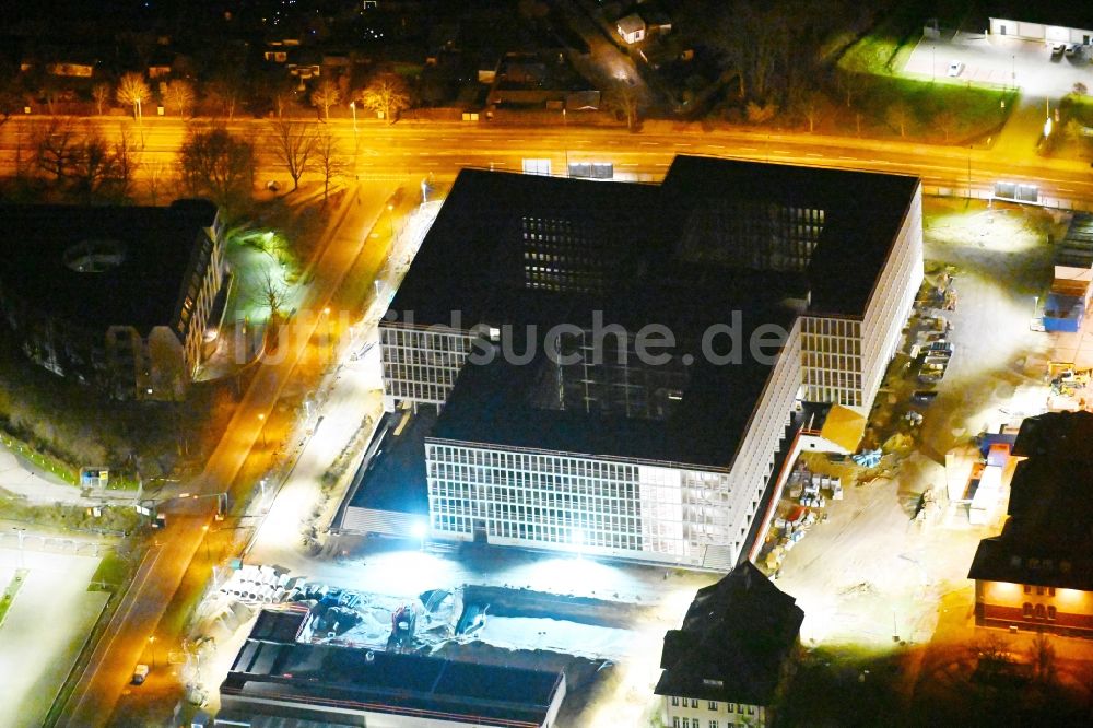 Nacht-Luftaufnahme Potsdam - Nachtluftbild Neubau des Bundespolizeipräsidium am Horstweg in Potsdam im Bundesland Brandenburg, Deutschland