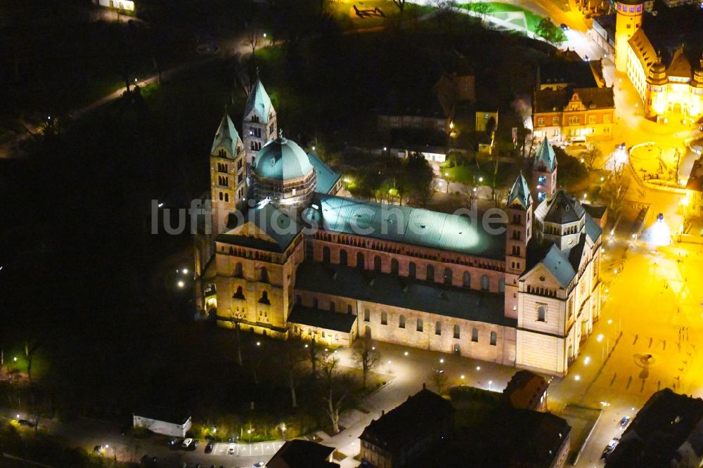 Nachtluftbild Speyer - Nachtluftbild Romanischer Dom zu Speyer im Bundesland Rheinland-Pfalz, Deutschland