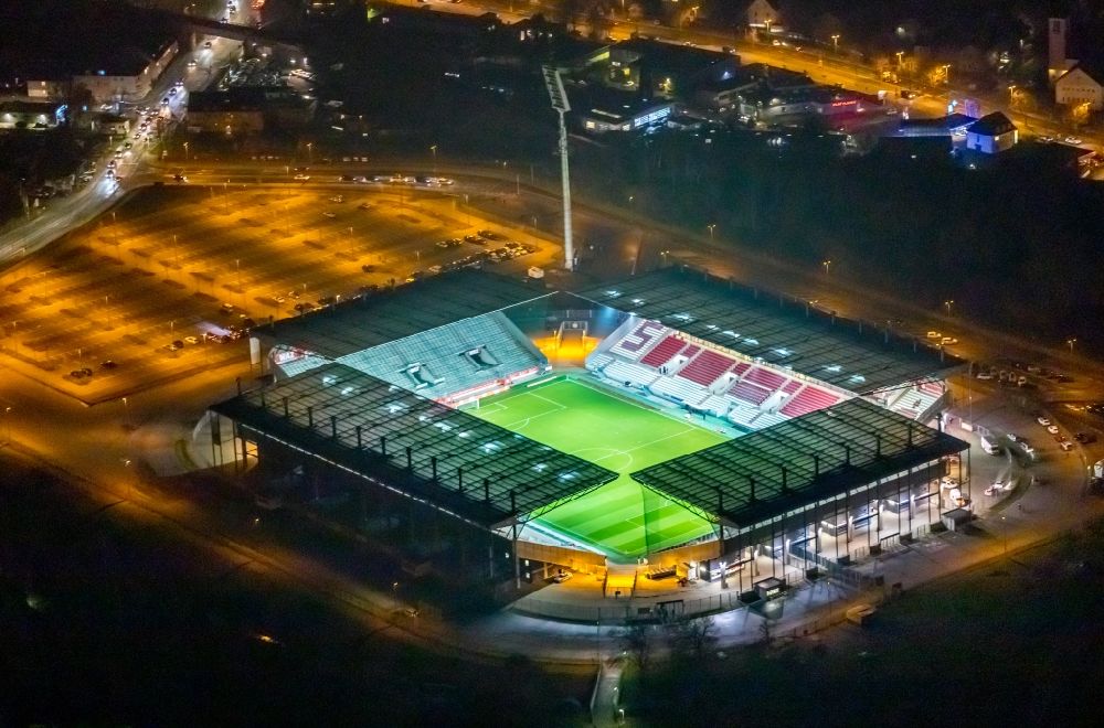 Nacht-Luftaufnahme Essen - Nachtluftbild RWE - Rot-Weiß Stadion in Essen im Bundesland Nordrhein-Westfalen