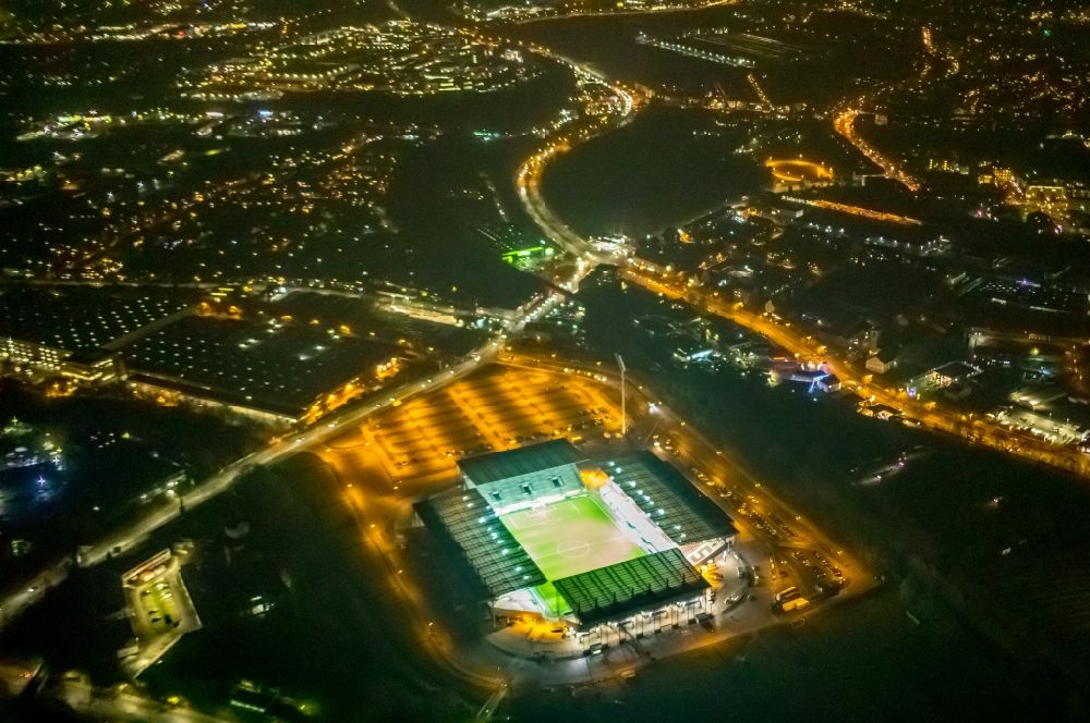 Essen bei Nacht von oben - Nachtluftbild RWE - Rot-Weiß Stadion in Essen im Bundesland Nordrhein-Westfalen