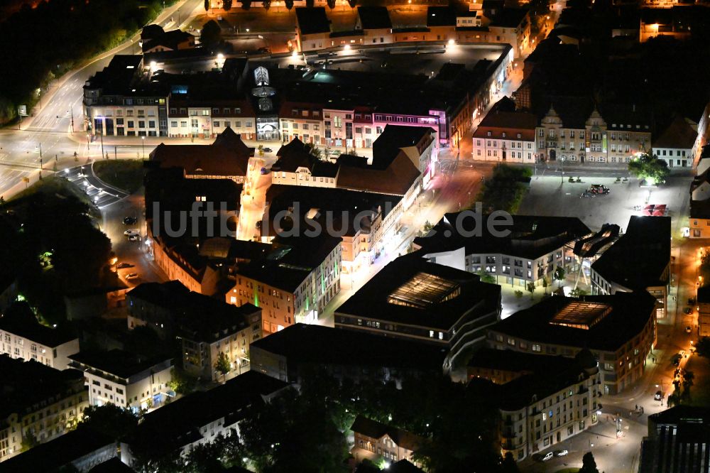 Nacht-Luftaufnahme Eberswalde - Nachtluftbild Stadtzentrum im Innenstadtbereich in Eberswalde im Bundesland Brandenburg, Deutschland