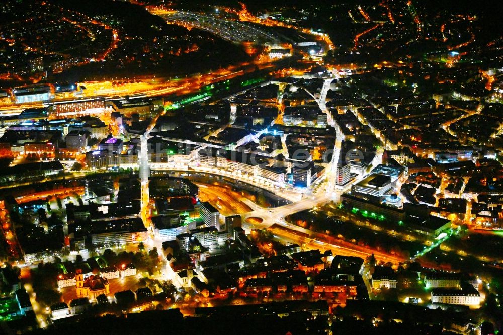 Nacht-Luftaufnahme Saarbrücken - Nachtluftbild Stadtzentrum im Innenstadtbereich in Saarbrücken im Bundesland Saarland, Deutschland
