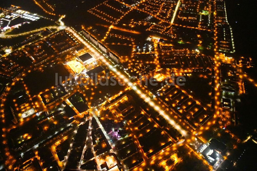 Nachtluftbild Schwedt/Oder - Nachtluftbild Stadtzentrum im Innenstadtbereich in Schwedt/Oder im Bundesland Brandenburg, Deutschland