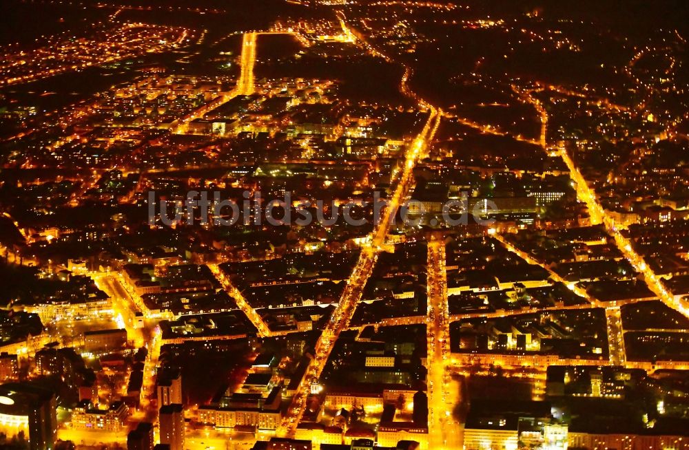 Nacht-Luftaufnahme Potsdam - Nachtluftbild Straßenführung Gutenbergstraße - Brandenburger Straße - Charlottenstraße im Ortsteil Innenstadt in Potsdam im Bundesland Brandenburg, Deutschland