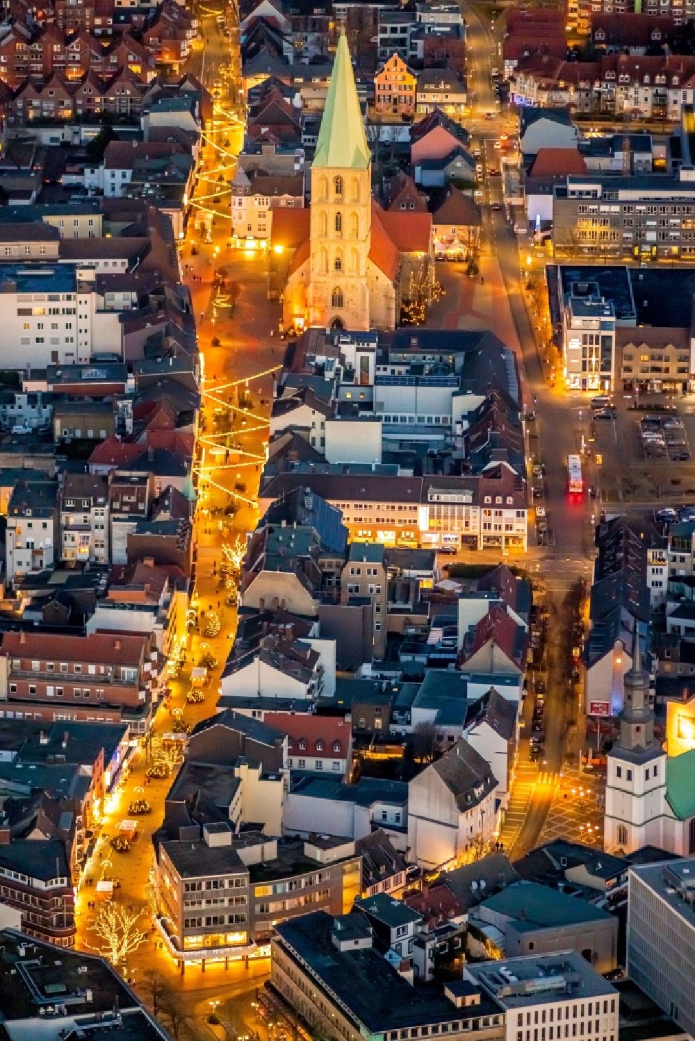Nachtluftbild Hamm - Nachtluftbild Straßenführung der Weststraße in Hamm im Bundesland Nordrhein-Westfalen, Deutschland