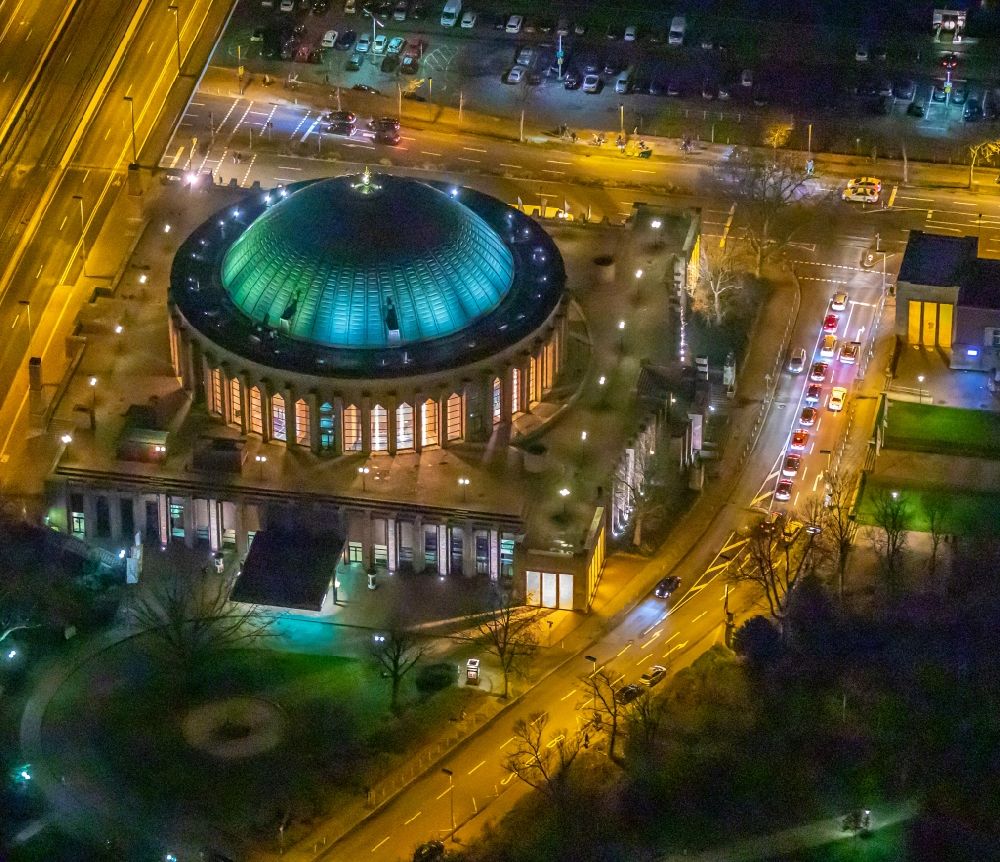 Düsseldorf bei Nacht von oben - Nachtluftbild Veranstaltungshalle Tonhalle in Düsseldorf im Bundesland Nordrhein-Westfalen, Deutschland
