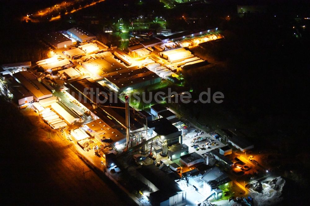 Nachtluftbild Flechtingen - Nachtluftbild Werksgelände der ROCKWOOL Mineralwolle GmbH in Flechtingen im Bundesland Sachsen-Anhalt, Deutschland
