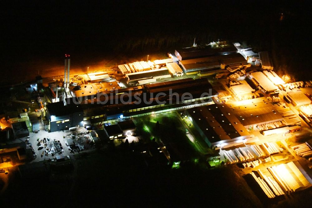 Nachtluftbild Flechtingen - Nachtluftbild Werksgelände der ROCKWOOL Mineralwolle GmbH in Flechtingen im Bundesland Sachsen-Anhalt, Deutschland