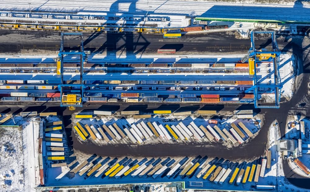 Senkrecht-Luftbild Duisburg - Senkrechtluftbild Container- Terminal Samskip Multimodal Rail Terminal in Duisburg im Bundesland Nordrhein-Westfalen, Deutschland