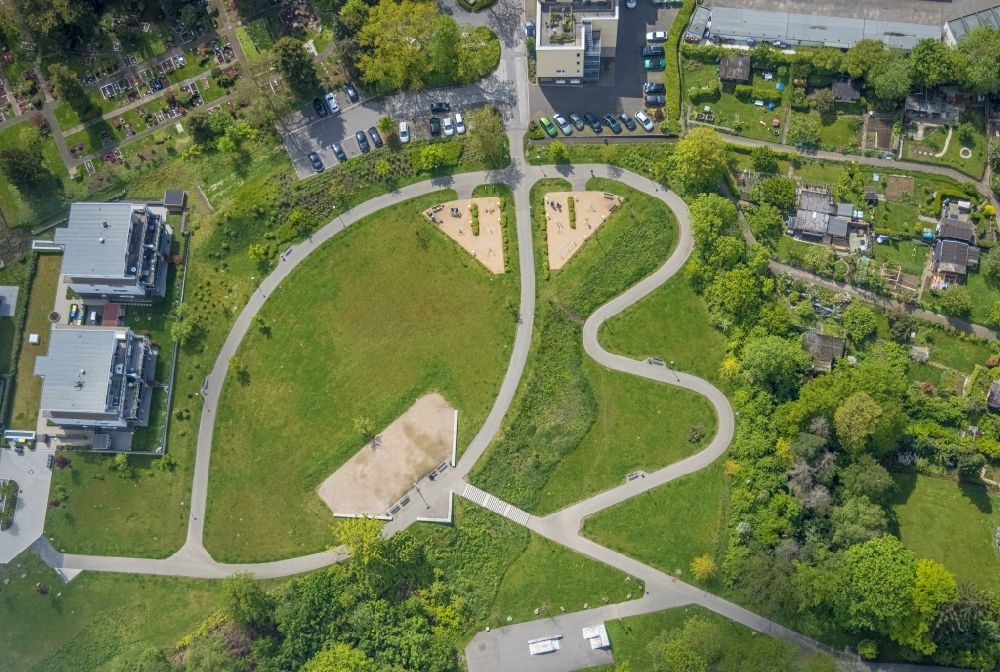 Senkrecht-Luftbild Heiligenhaus - Senkrechtluftbild Parkanlage Thormälenpark in Heiligenhaus im Bundesland Nordrhein-Westfalen, Deutschland