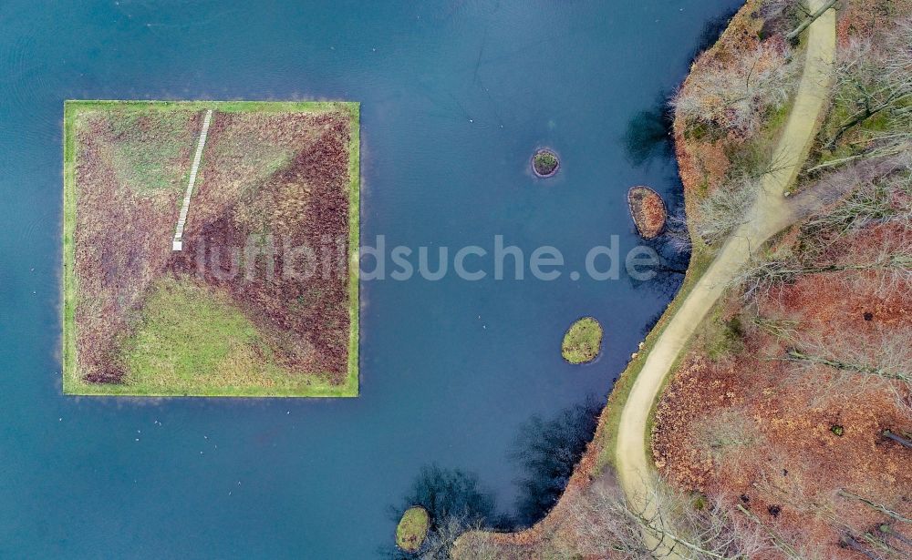 Senkrecht-Luftbild Cottbus - Senkrechtluftbild Parkanlage Wasserpyramide und Landpyramide im Branitzer Park in Cottbus im Bundesland Brandenburg, Deutschland