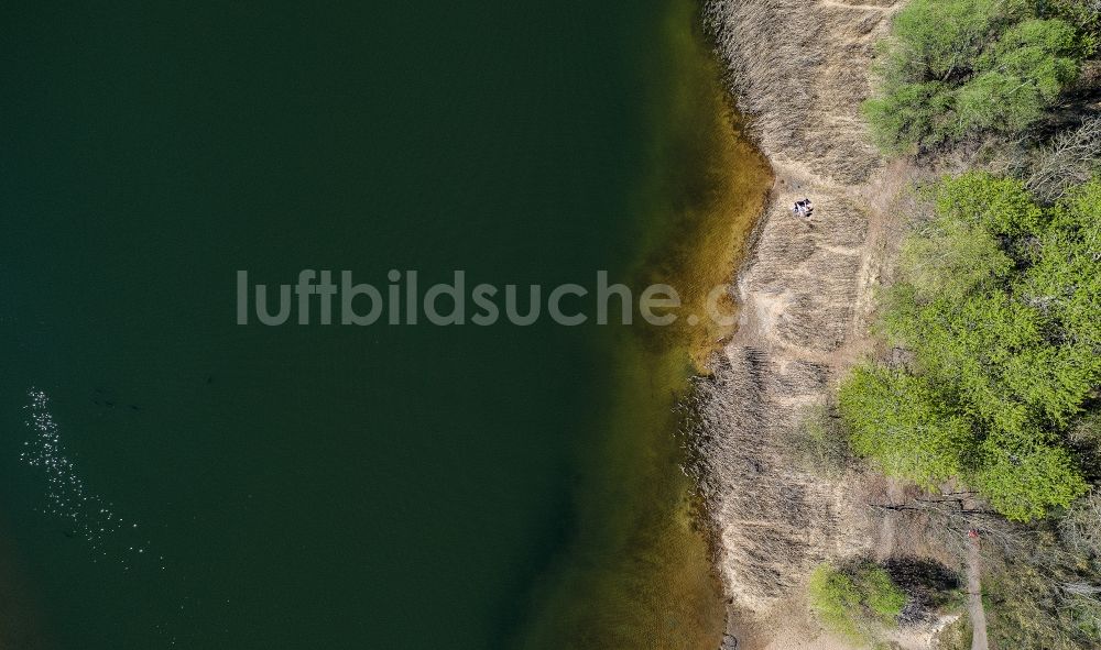 Senkrecht-Luftbild Berlin - Senkrechtluftbild Uferbereiche des Sees Kaulsdorfer Seen im Ortsteil Kaulsdorf in Berlin, Deutschland