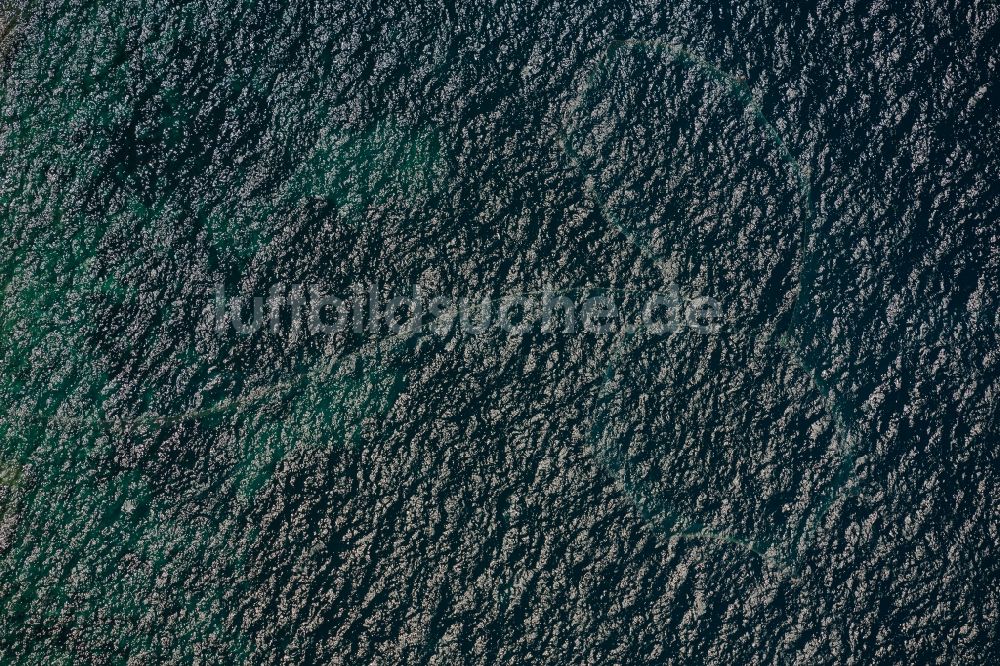 Senkrecht-Luftbild Andratx - Senkrechtluftbild Wasseroberfläche an der Meeres- Küste vor Andratx auf der balearischen Mittelmeerinsel Mallorca, Spanien