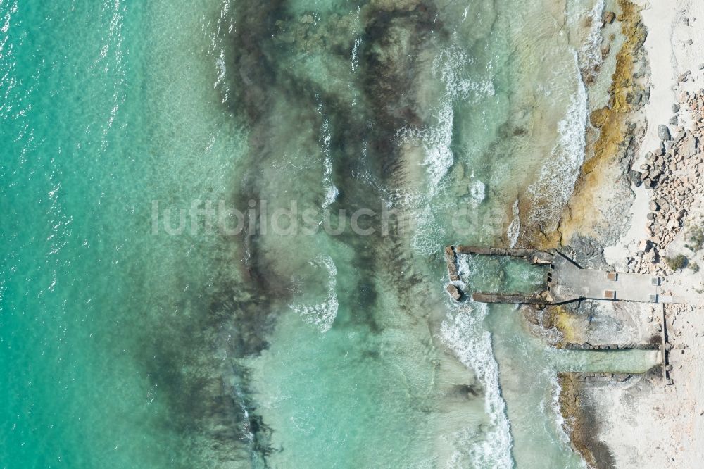 Senkrecht-Luftbild Llucmajo - Senkrechtluftbild Wasseroberfläche an der Meeres- Küste des Mittelmeer in Llucmajor auf der balearischen Mittelmeerinsel Mallorca, Spanien