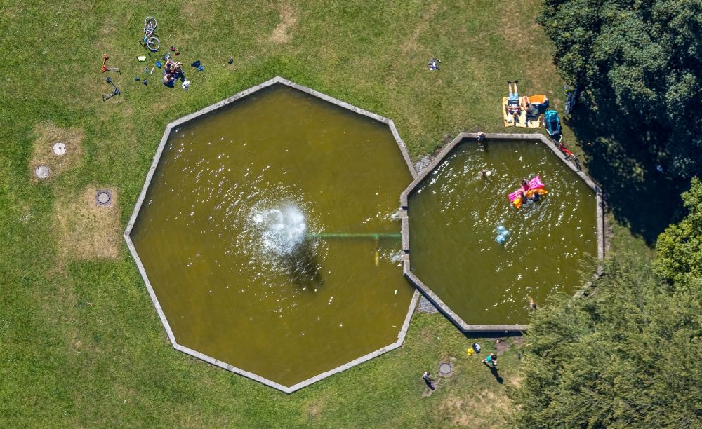Senkrecht-Luftbild Bochum - Senkrechtluftbild Wasserspiele- Brunnen im Stadtpark im Ortsteil Wattenscheid in Bochum im Bundesland Nordrhein-Westfalen, Deutschland